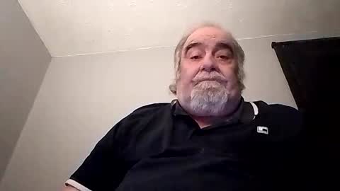Snapshot of kickinme chatting on October 26, 8:52 pm KICKINME online show from October 26, 8:52 pm
