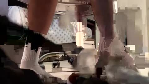 kihcffxd online show from January 31, 8:33 pm