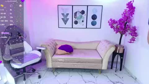 Kitty online show from June 27, 12:33 pm