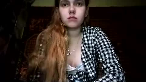 kikibang_ online show from October 28, 8:26 am