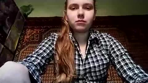 kikibang_ online show from November 27, 8:33 am