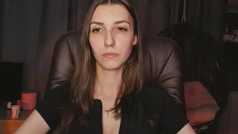 Mika and Miranda online show from September 29, 7:46 pm