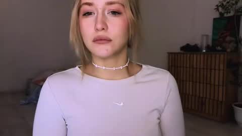 kikikarma online show from December 14, 6:25 pm