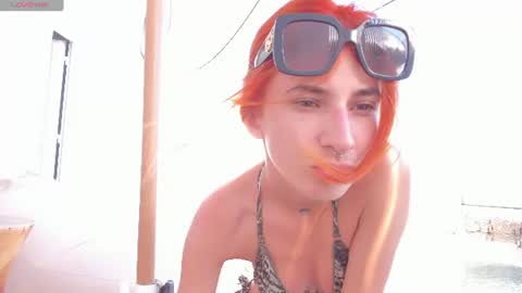 KikkoLee online show from June 26, 4:12 pm