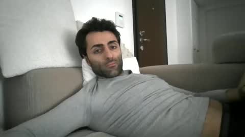 kikkus01 online show from February 14, 2:54 pm