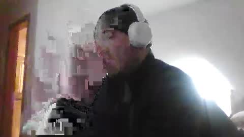 kikokiter online show from February 7, 4:21 pm