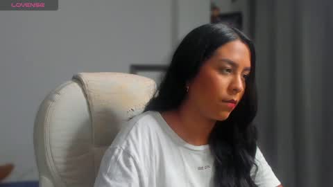 Alejandra  online show from February 3, 11:47 pm