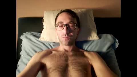 kingstoned online show from October 31, 11:32 am