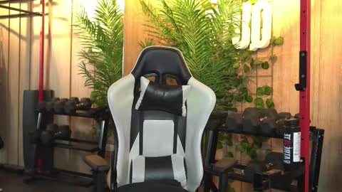 Kim online show from February 28, 1:37 pm