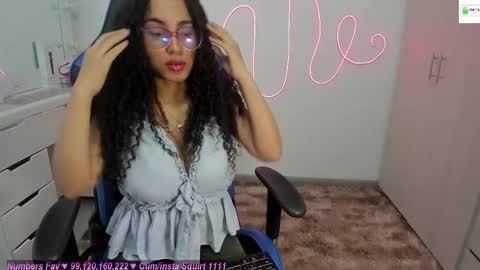 Snapshot of kim_bonny chatting on March 4, 1:28 pm Kim online show from March 4, 1:28 pm