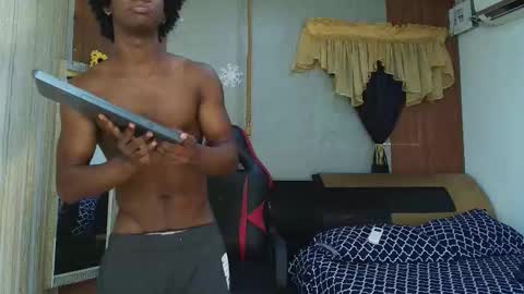 KIM online show from February 26, 7:39 pm