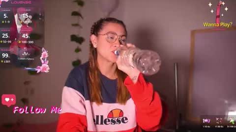 ISABELLA 3 online show from January 14, 8:44 am