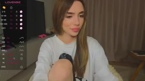 KIM online show from August 6, 9:46 pm