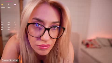 Kim online show from November 18, 2:47 am