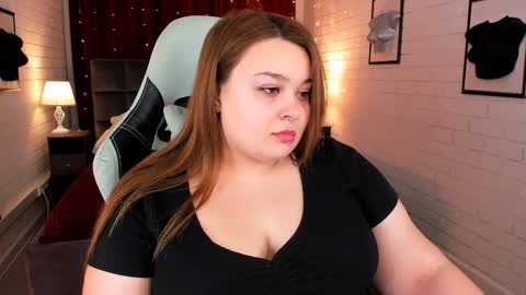 Snapshot of kimberlymaran chatting on January 31, 9:05 am The one that you wont be able to forget online show from January 31, 9:05 am