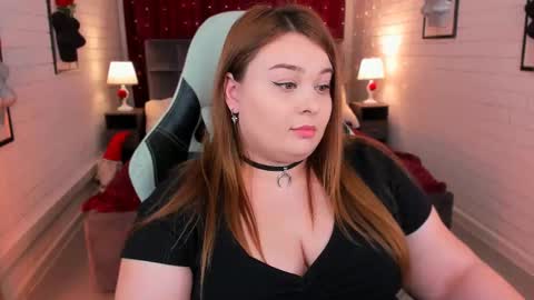 Snapshot of kimberlymaran chatting on February 18, 12:17 pm The one that you wont be able to forget online show from February 18, 12:17 pm