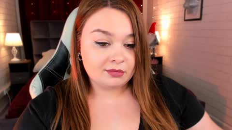 Snapshot of kimberlymaran chatting on January 31, 6:14 pm The one that you wont be able to forget online show from January 31, 6:14 pm