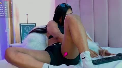 Kimberlyn online show from July 22, 9:17 pm