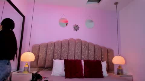 kimluna1 online show from March 26, 12:10 pm