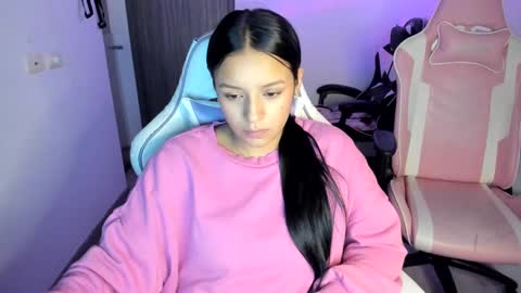 kimmi online show from September 22, 11:42 pm