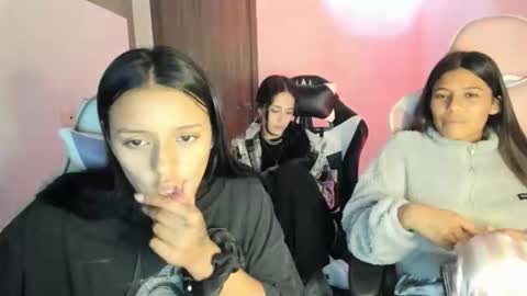 kimmi online show from January 5, 11:19 pm