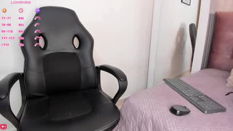 Karla online show from February 26, 7:50 pm