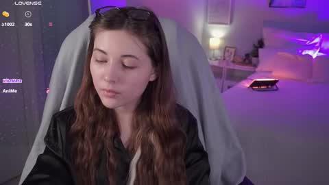  Your Kimmie  follow me  online show from March 6, 8:24 am