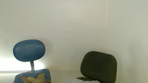 kimstarxx online show from June 4, 4:35 pm