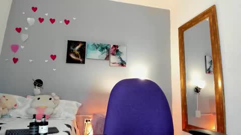 Kim online show from March 10, 8:35 pm