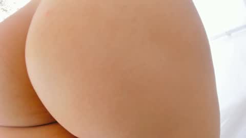 Snapshot of kimthompsonn chatting on January 27, 9:02 am Kim Thompson online show from January 27, 9:02 am