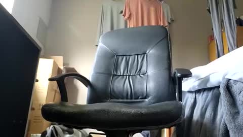 Kingaxel online show from October 27, 11:43 am