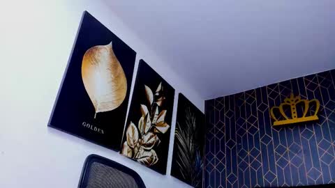 Angel Falconer online show from October 1, 2:54 am