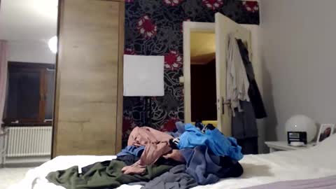 sexysexyhotwetpinkredpussy online show from December 4, 6:40 pm