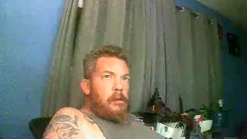 Snapshot of kingandqueenjanky chatting on October 28, 9:54 am Janky online show from October 28, 9:54 am