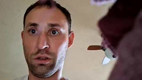 kingd238er online show from March 15, 5:27 pm