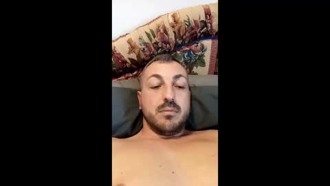 kingloverboyy online show from May 14, 1:42 pm