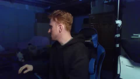 Master  King Tommy online show from March 25, 7:04 am