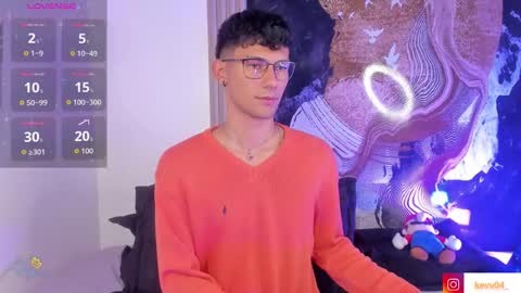  A L E X  online show from March 25, 3:24 am