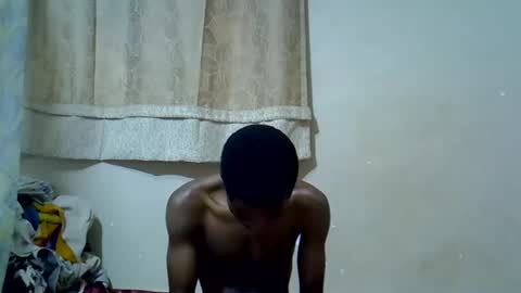 kingsleeee online show from June 9, 5:18 am