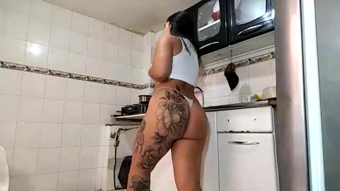 kinky_eli_ online show from March 13, 3:15 pm