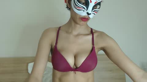 Kinkyarab48449 online show from May 13, 9:52 am