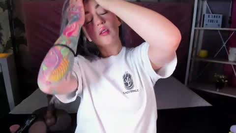  Sara  online show from April 16, 9:15 pm