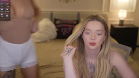 Sweet girls online show from November 27, 9:39 am