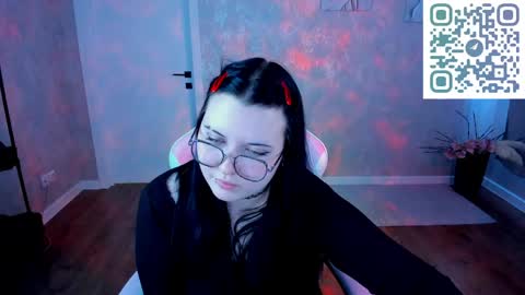 kira online show from April 11, 7:45 am