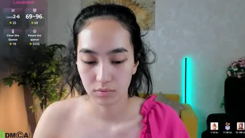 Aura online show from January 10, 4:07 am