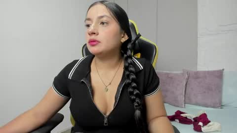 K I R A online show from April 28, 12:31 pm