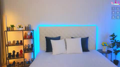 Kira online show from September 9, 9:37 pm