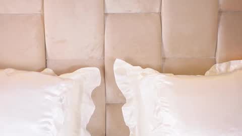 kira online show from November 2, 3:28 am