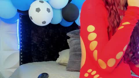 kirakeyhot online show from June 18, 7:41 pm
