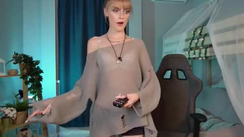 Kira online show from February 25, 11:08 pm